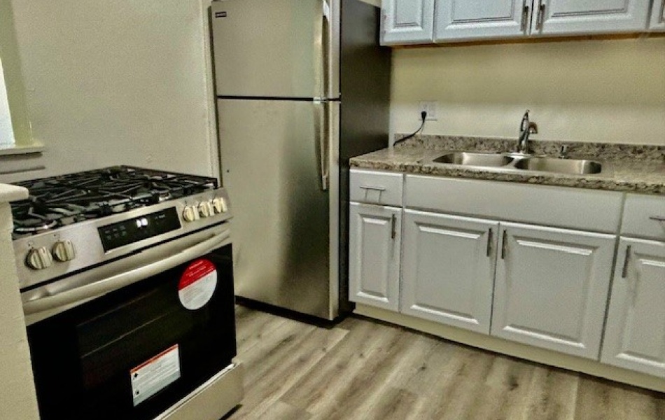 1835 W. Crestwood Lane, Anaheim, CA 92804, 1 Bedroom Bedrooms, ,1 BathroomBathrooms,Apartment,For Rent,W. Crestwood Lane,1,1093
