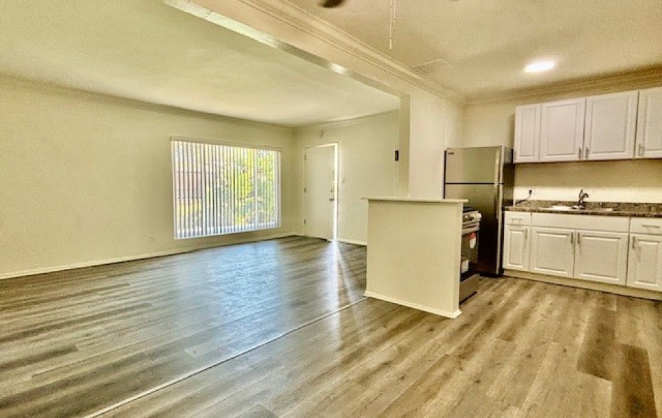 1835 W. Crestwood Lane, Anaheim, CA 92804, 1 Bedroom Bedrooms, ,1 BathroomBathrooms,Apartment,For Rent,W. Crestwood Lane,1,1093
