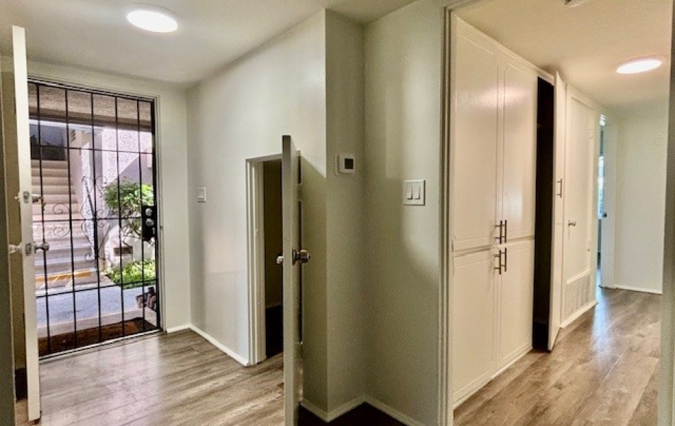 16531 Alliance, CA 92780, 2 Bedrooms Bedrooms, ,2 BathroomsBathrooms,Apartment,For Rent,Alliance,1096