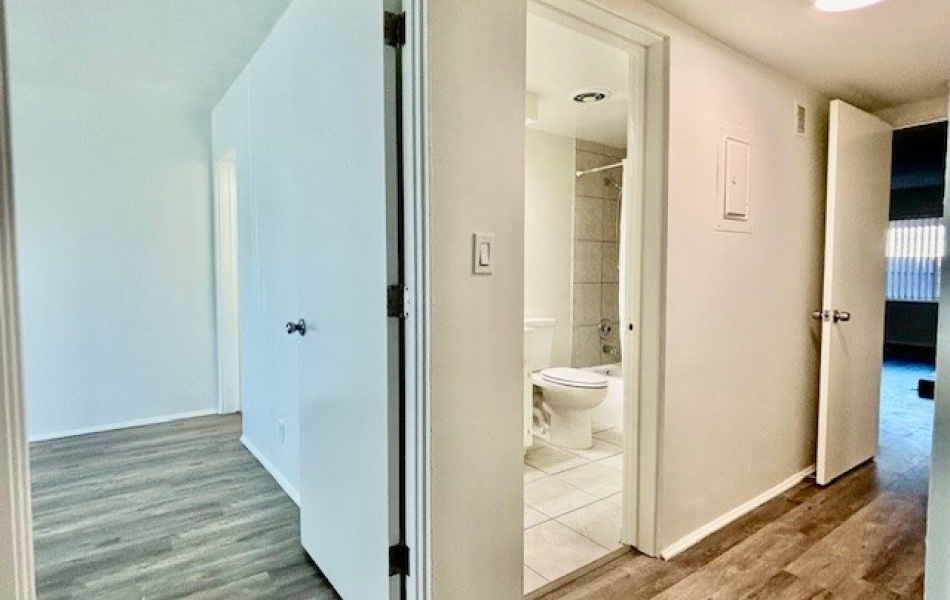 16531 Alliance, CA 92780, 2 Bedrooms Bedrooms, ,2 BathroomsBathrooms,Apartment,For Rent,Alliance,1096