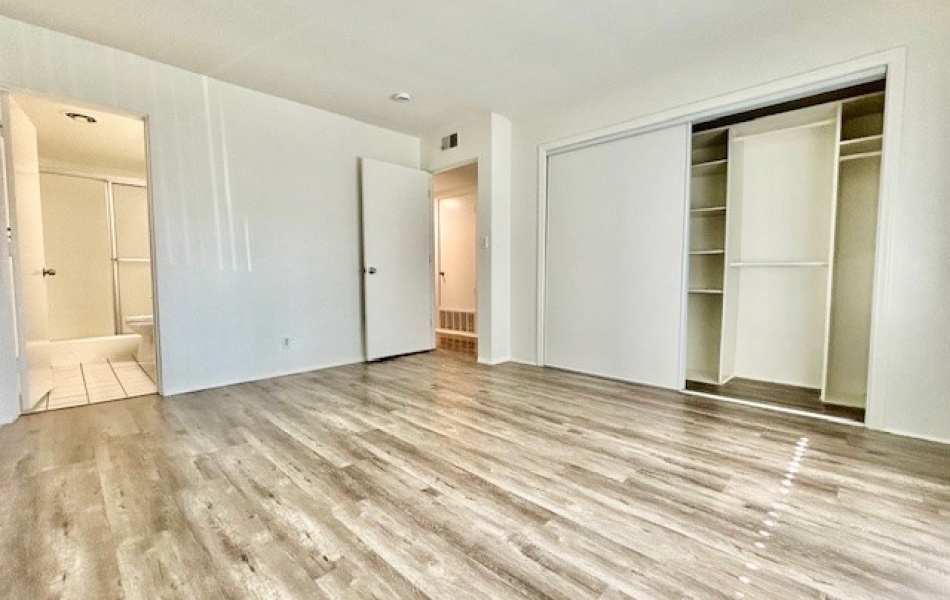 16531 Alliance, CA 92780, 2 Bedrooms Bedrooms, ,2 BathroomsBathrooms,Apartment,For Rent,Alliance,1096