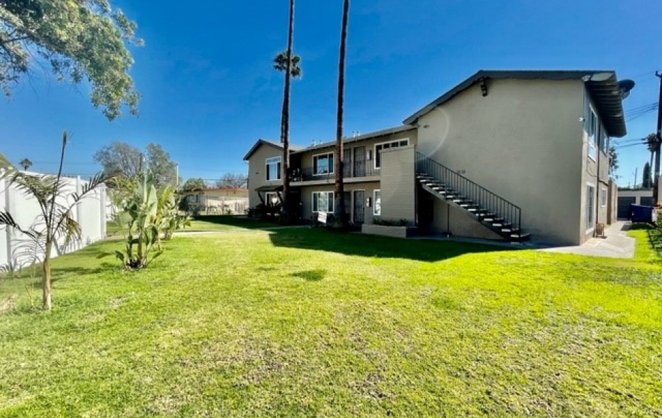 1812 West Crestwood Lane, Anaheim, CA 92804, 1 Bedroom Bedrooms, ,1 BathroomBathrooms,Apartment,For Rent,Crestwood Lane,West Crestwood Lane,1098