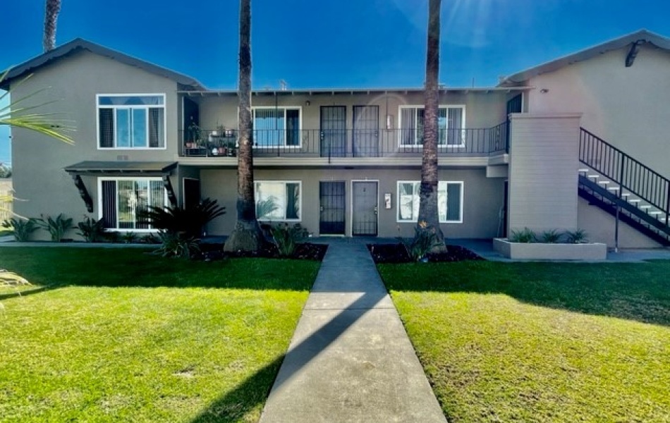 1812 West Crestwood Lane, Anaheim, CA 92804, 1 Bedroom Bedrooms, ,1 BathroomBathrooms,Apartment,For Rent,Crestwood Lane,West Crestwood Lane,1098