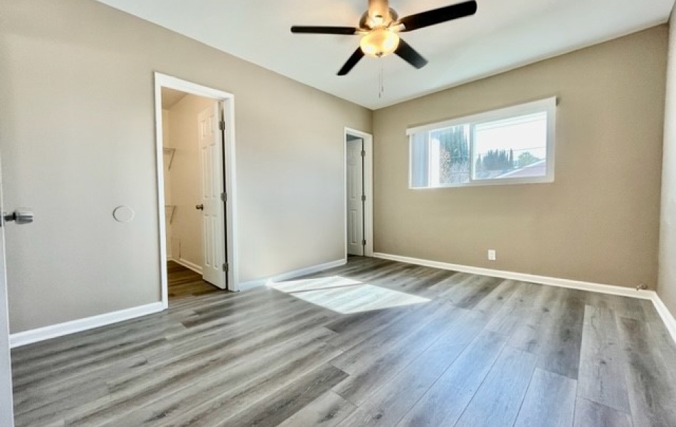 1812 West Crestwood Lane, Anaheim, CA 92804, 1 Bedroom Bedrooms, ,1 BathroomBathrooms,Apartment,For Rent,Crestwood Lane,West Crestwood Lane,1098