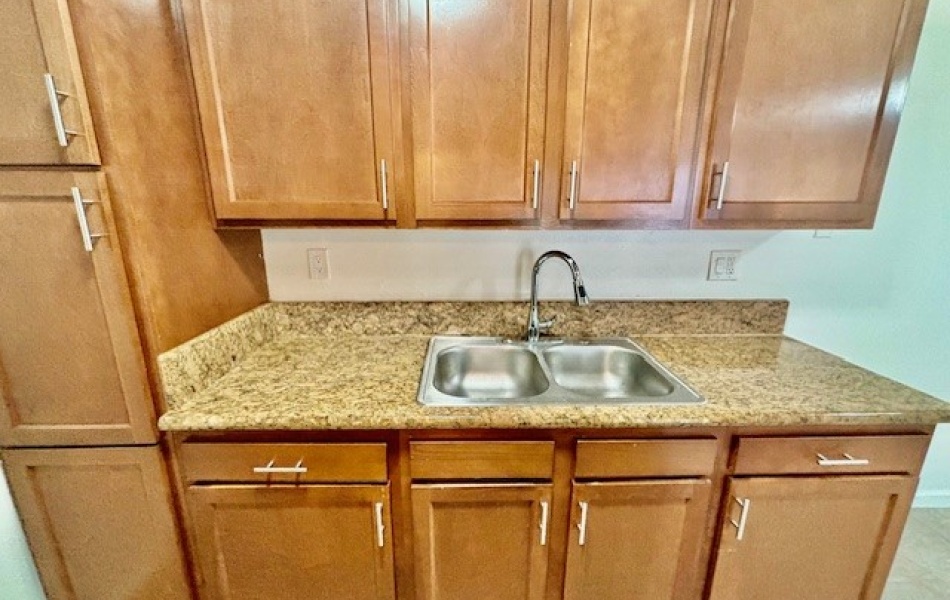 17381 Jacquelyn Lane, Huntington Beach, CA 92647, 2 Bedrooms Bedrooms, ,1 BathroomBathrooms,Apartment,For Rent,Jacquelyn Lane Courtyard,Jacquelyn Lane,1100
