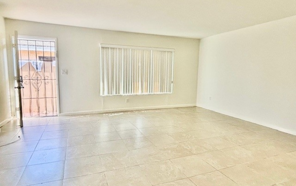 17381 Jacquelyn Lane, Huntington Beach, CA 92647, 2 Bedrooms Bedrooms, ,1 BathroomBathrooms,Apartment,For Rent,Jacquelyn Lane Courtyard,Jacquelyn Lane,1100