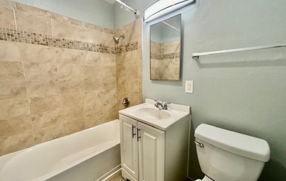 17381 Jacquelyn Lane, Huntington Beach, CA 92647, 2 Bedrooms Bedrooms, ,1 BathroomBathrooms,Apartment,For Rent,Jacquelyn Lane Courtyard,Jacquelyn Lane,1100