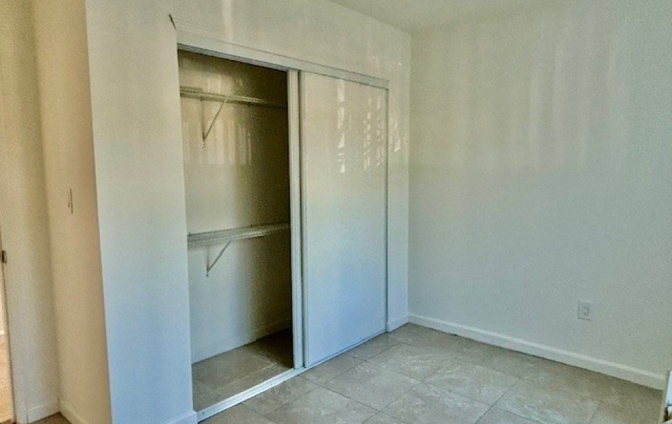 17381 Jacquelyn Lane, Huntington Beach, CA 92647, 2 Bedrooms Bedrooms, ,1 BathroomBathrooms,Apartment,For Rent,Jacquelyn Lane Courtyard,Jacquelyn Lane,1100