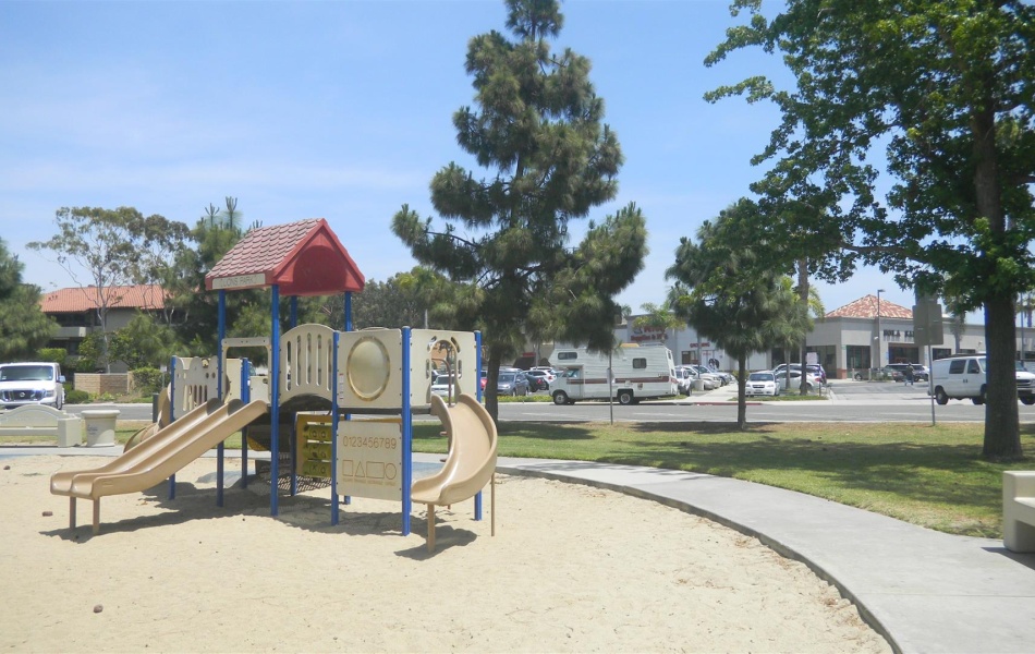 863 CENTER STREET, Costa Mesa, CA 92627, 1 Bedroom Bedrooms, ,1 BathroomBathrooms,Apartment,For Rent,CENTER STREET COURTYARD,CENTER STREET,1101