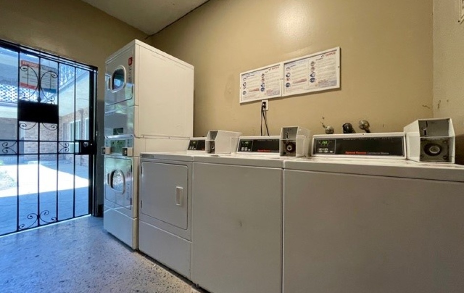 863 CENTER STREET, Costa Mesa, CA 92627, 1 Bedroom Bedrooms, ,1 BathroomBathrooms,Apartment,For Rent,CENTER STREET COURTYARD,CENTER STREET,1101