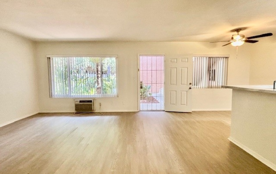 1810 Sallie, Anaheim, CA 92804, 1 Bedroom Bedrooms, ,1 BathroomBathrooms,Apartment,For Rent,Sallie,1007