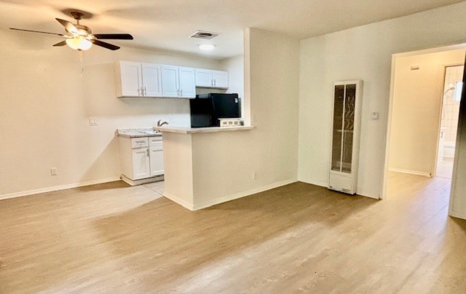 1810 Sallie, Anaheim, CA 92804, 1 Bedroom Bedrooms, ,1 BathroomBathrooms,Apartment,For Rent,Sallie,1007