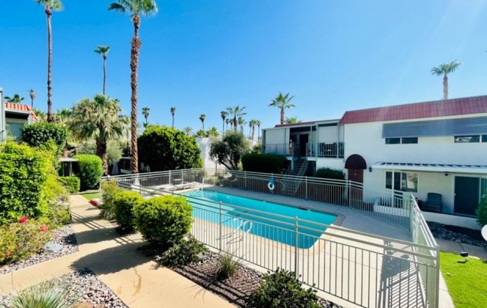 45210 Panorama Road, Palm Desert, CA 92260, 2 Bedrooms Bedrooms, ,2 BathroomsBathrooms,Apartment,For Rent,The Sunset Villas,Panorama Road,1105