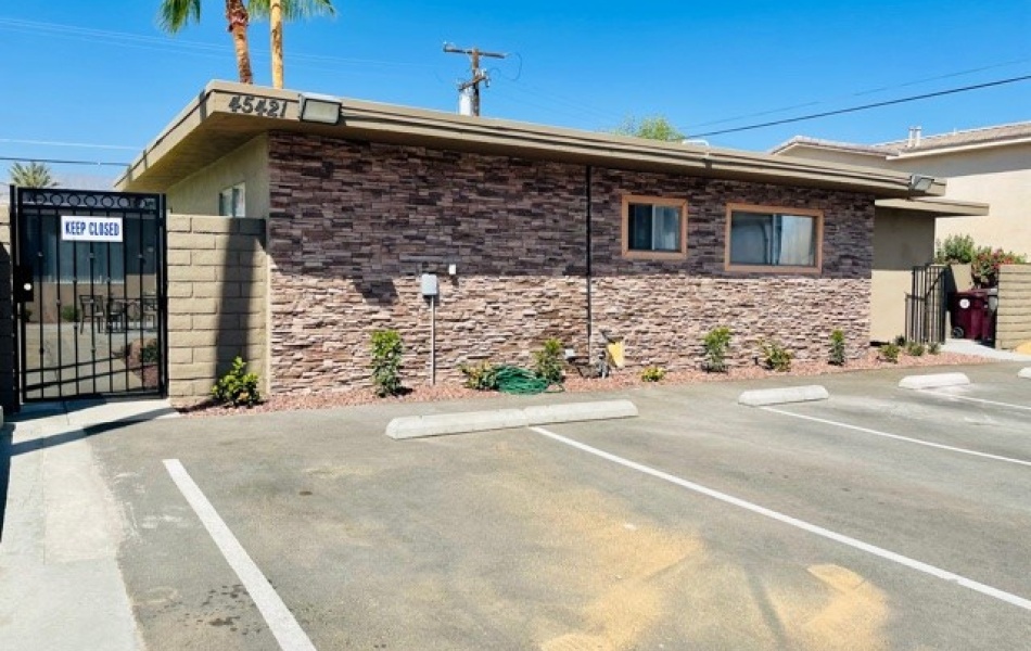 45521 Sunset Lane, Palm Desert, CA 92260, 3 Bedrooms Bedrooms, ,1 BathroomBathrooms,Apartment,For Rent,Sunset Cottages,Sunset Lane,1106