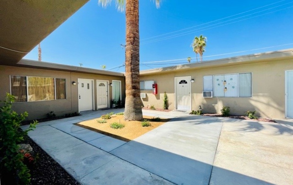 45521 Sunset Lane, Palm Desert, CA 92260, 3 Bedrooms Bedrooms, ,1 BathroomBathrooms,Apartment,For Rent,Sunset Cottages,Sunset Lane,1106