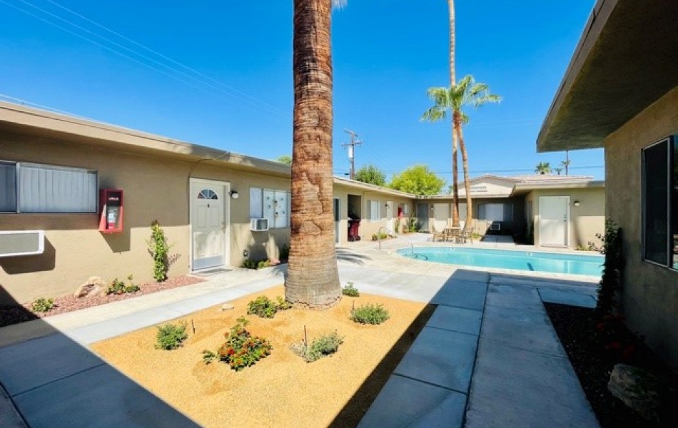 45521 Sunset Lane, Palm Desert, CA 92260, 3 Bedrooms Bedrooms, ,1 BathroomBathrooms,Apartment,For Rent,Sunset Cottages,Sunset Lane,1106