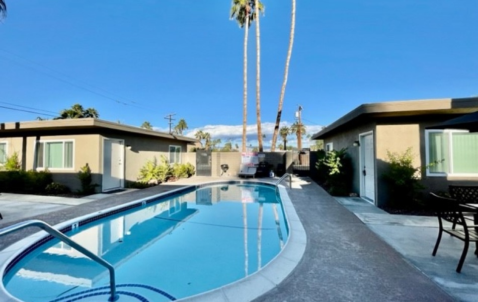 45521 Sunset Lane, Palm Desert, CA 92260, 3 Bedrooms Bedrooms, ,1 BathroomBathrooms,Apartment,For Rent,Sunset Cottages,Sunset Lane,1106