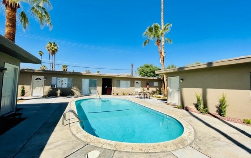 45521 Sunset Lane, Palm Desert, CA 92260, 3 Bedrooms Bedrooms, ,1 BathroomBathrooms,Apartment,For Rent,Sunset Cottages,Sunset Lane,1106