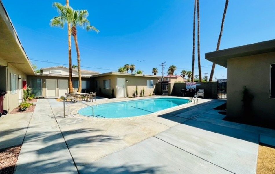 45521 Sunset Lane, Palm Desert, CA 92260, 3 Bedrooms Bedrooms, ,1 BathroomBathrooms,Apartment,For Rent,Sunset Cottages,Sunset Lane,1106