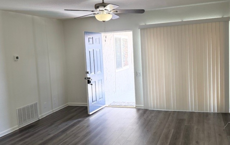 45270 Panorama Drive, Palm Desert, CA 92260, 2 Bedrooms Bedrooms, ,2 BathroomsBathrooms,Apartment,For Rent,The Sunset Villas,Panorama Drive,1110