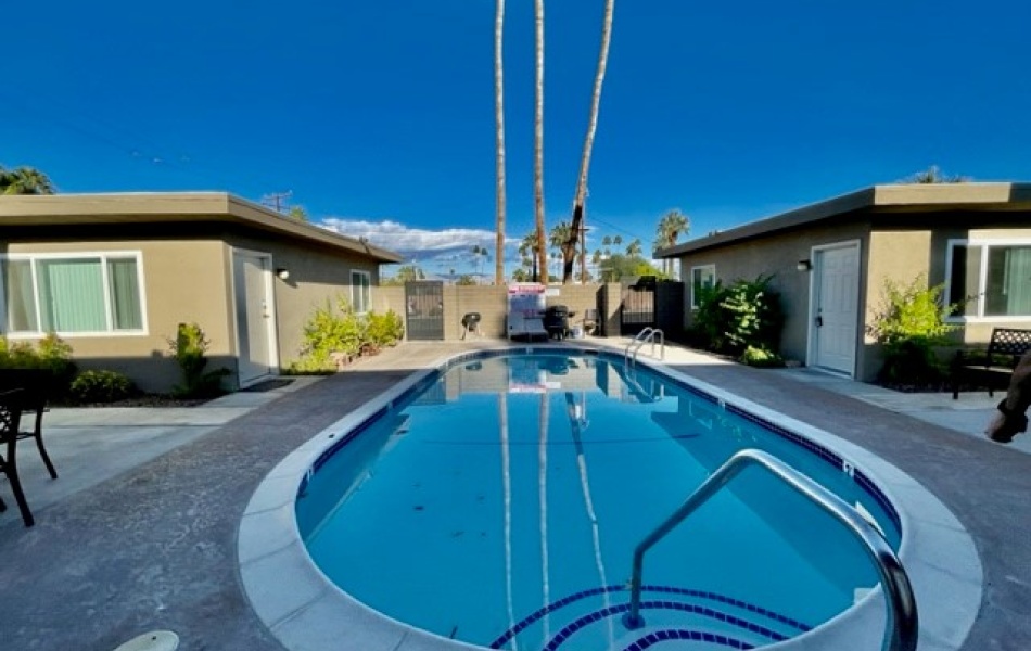 45521 Sunset Lane, Palm Desert, CA 92260, 1 Bedroom Bedrooms, ,1 BathroomBathrooms,Apartment,For Rent,Sunset Lane,1125