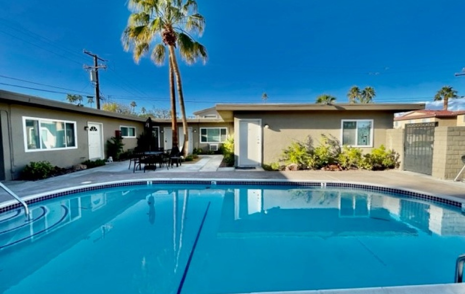 45521 Sunset Lane, Palm Desert, CA 92260, 1 Bedroom Bedrooms, ,1 BathroomBathrooms,Apartment,For Rent,Sunset Lane,1125