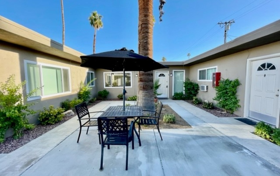 45521 Sunset Lane, Palm Desert, CA 92260, 1 Bedroom Bedrooms, ,1 BathroomBathrooms,Apartment,For Rent,Sunset Lane,1125