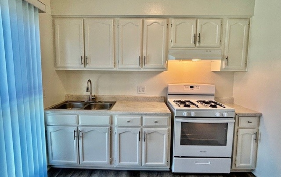 815 North Rose, Compton, CA 90221, 1 Bedroom Bedrooms, 0 ,1 BathroomBathrooms,Apartment,For Rent,North Rose,0,1010
