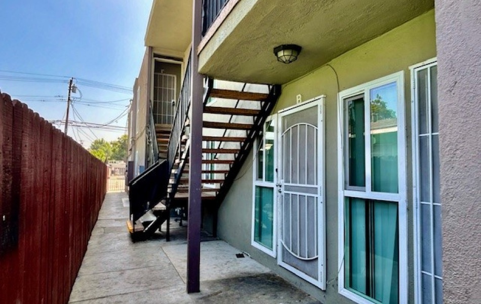 815 North Rose, Compton, CA 90221, 1 Bedroom Bedrooms, 0 ,1 BathroomBathrooms,Apartment,For Rent,North Rose,0,1010