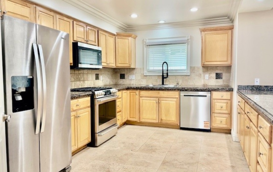 4142 Patrice Road, Newport Beach, CA 92663, 5 Bedrooms Bedrooms, ,3 BathroomsBathrooms,House,For Rent,Patrice Road,1134