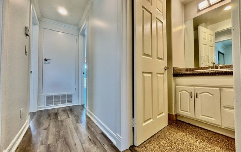 5007 River Avenue, Newport Beach, CA 92663, 3 Bedrooms Bedrooms, ,2 BathroomsBathrooms,Condominium,For Rent,River Avenue,1135