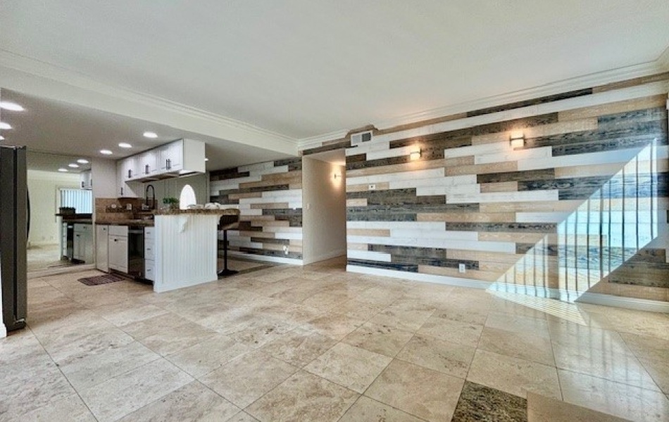 904 W. Balboa, Newport Beach, CA 92663, 4 Bedrooms Bedrooms, ,2 BathroomsBathrooms,Condominium,For Rent,W. Balboa,1137