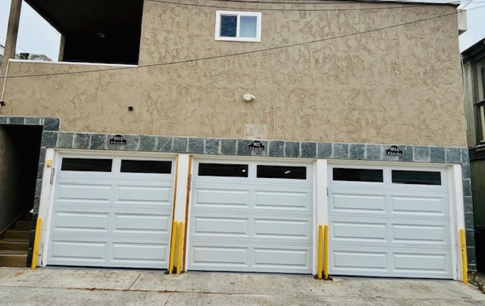 904 W. Balboa, Newport Beach, CA 92663, 4 Bedrooms Bedrooms, ,2 BathroomsBathrooms,Condominium,For Rent,W. Balboa,1137