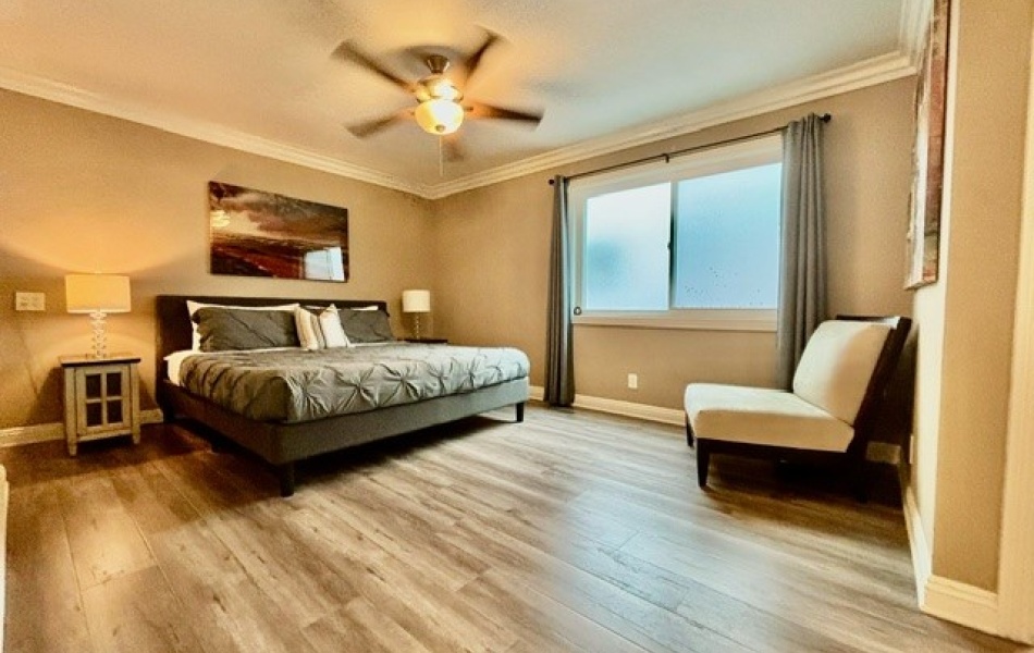 902 W. Balboa, Newport Beach, CA 92663, 4 Bedrooms Bedrooms, ,2 BathroomsBathrooms,Condominium,For Rent,W. Balboa,1137