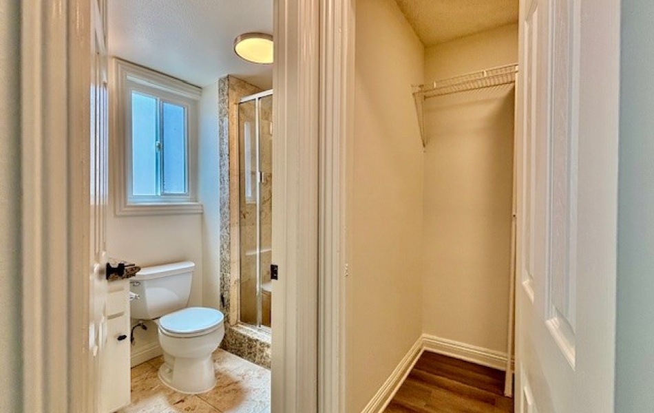 904 W. Balboa, Newport Beach, CA 92663, 4 Bedrooms Bedrooms, ,2 BathroomsBathrooms,Condominium,For Rent,W. Balboa,1137