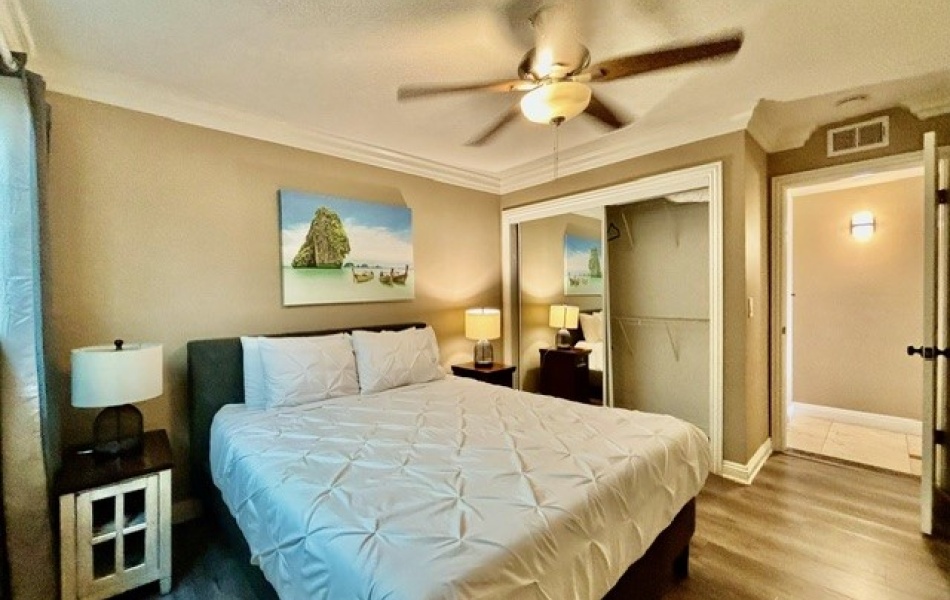 902 W. Balboa, Newport Beach, CA 92663, 4 Bedrooms Bedrooms, ,2 BathroomsBathrooms,Condominium,For Rent,W. Balboa,1137