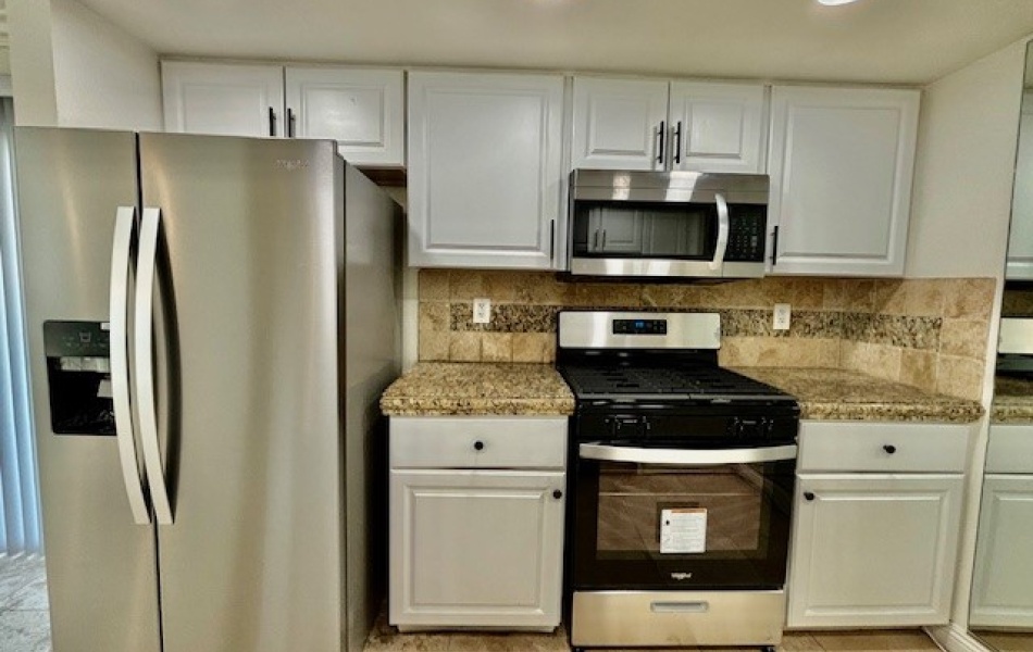 904 W. Balboa, Newport Beach, CA 92663, 4 Bedrooms Bedrooms, ,2 BathroomsBathrooms,Condominium,For Rent,W. Balboa,1137