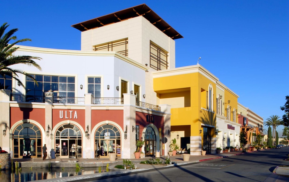 2-bedrooms 1 bath apartment Huntington Beach