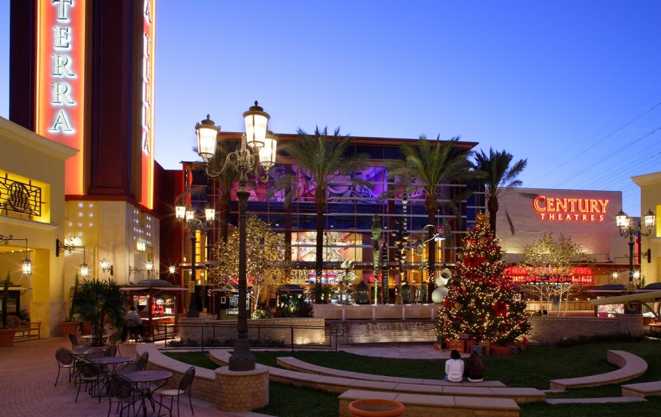 2-bedrooms 1 bath apartment Huntington Beach