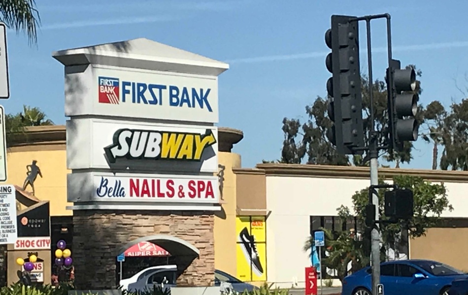 1009 Valencia, Costa Mesa, CA 92626, 3 Bedrooms Bedrooms, ,2 BathroomsBathrooms,Apartment,For Rent,Valencia,2,1011