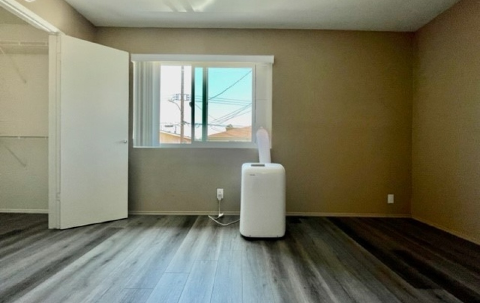 1009 Valencia, Costa Mesa, CA 92626, 3 Bedrooms Bedrooms, ,2 BathroomsBathrooms,Apartment,For Rent,Valencia,2,1011