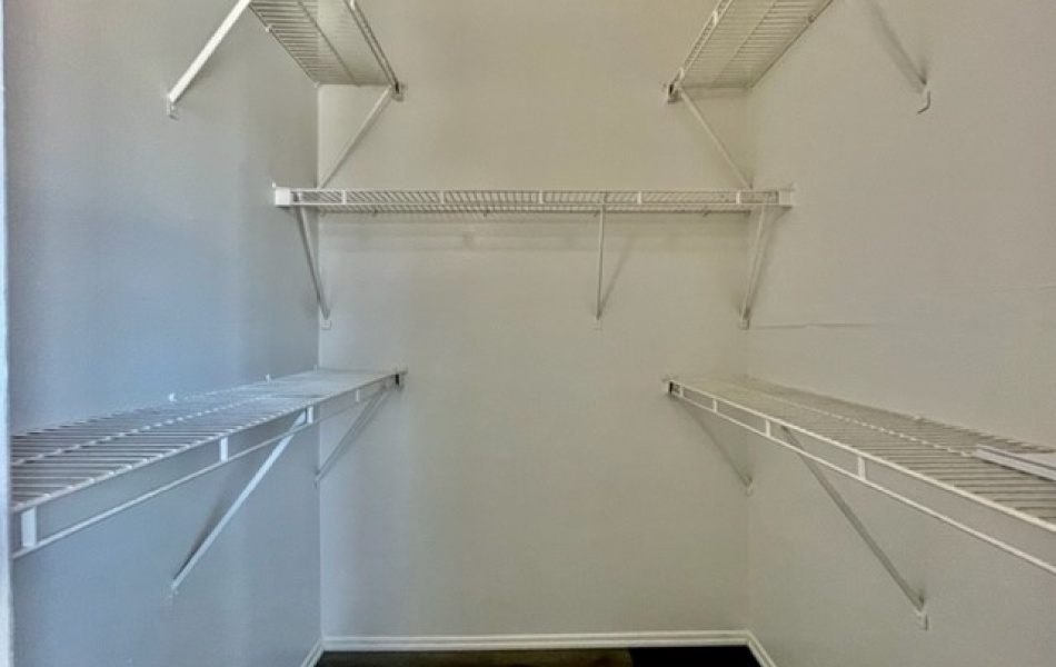 1009 Valencia, Costa Mesa, CA 92626, 3 Bedrooms Bedrooms, ,2 BathroomsBathrooms,Apartment,For Rent,Valencia,2,1011