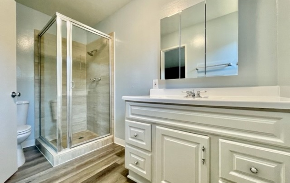 1009 Valencia, Costa Mesa, CA 92626, 3 Bedrooms Bedrooms, ,2 BathroomsBathrooms,Apartment,For Rent,Valencia,2,1011