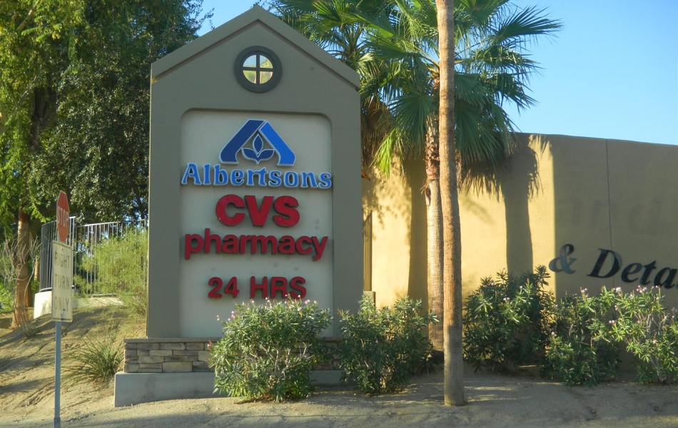 51080 Eisenhower, La Quinta, CA 92253, 3 Bedrooms Bedrooms, ,2 BathroomsBathrooms,Townhouse,For Rent,Eisenhower,1147