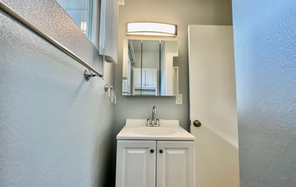 37111 Cathedral Canyon, Cathedral City, CA 92234, 1 Bedroom Bedrooms, ,1 BathroomBathrooms,Apartment,For Rent,Cathedral Canyon Courtyard,Cathedral Canyon,1148