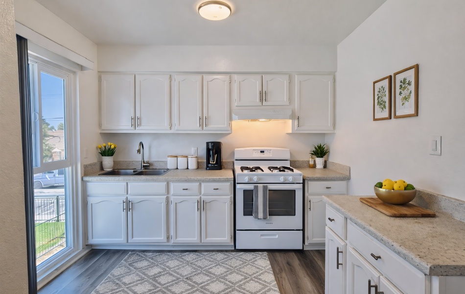 815 North Rose, Compton, CA 90221, 2 Bedrooms Bedrooms, ,1 BathroomBathrooms,Apartment,For Rent,North Rose,1150