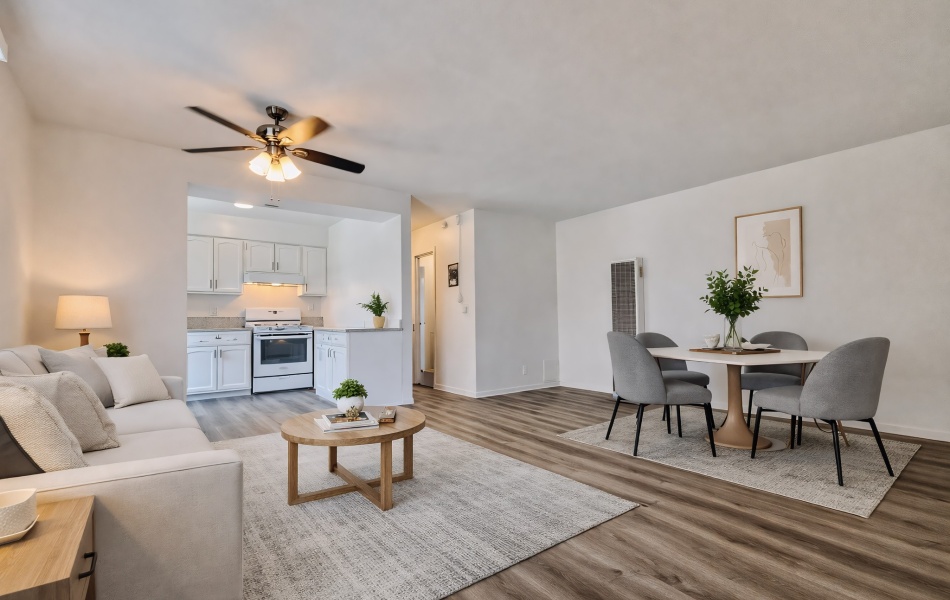 815 North Rose, Compton, CA 90221, 2 Bedrooms Bedrooms, ,1 BathroomBathrooms,Apartment,For Rent,North Rose,1150