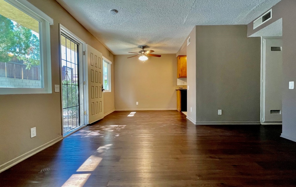 68460 Kings Road, Cathedral City, CA 92234, 2 Bedrooms Bedrooms, ,1 BathroomBathrooms,Apartment,For Rent,Kings Road,1155