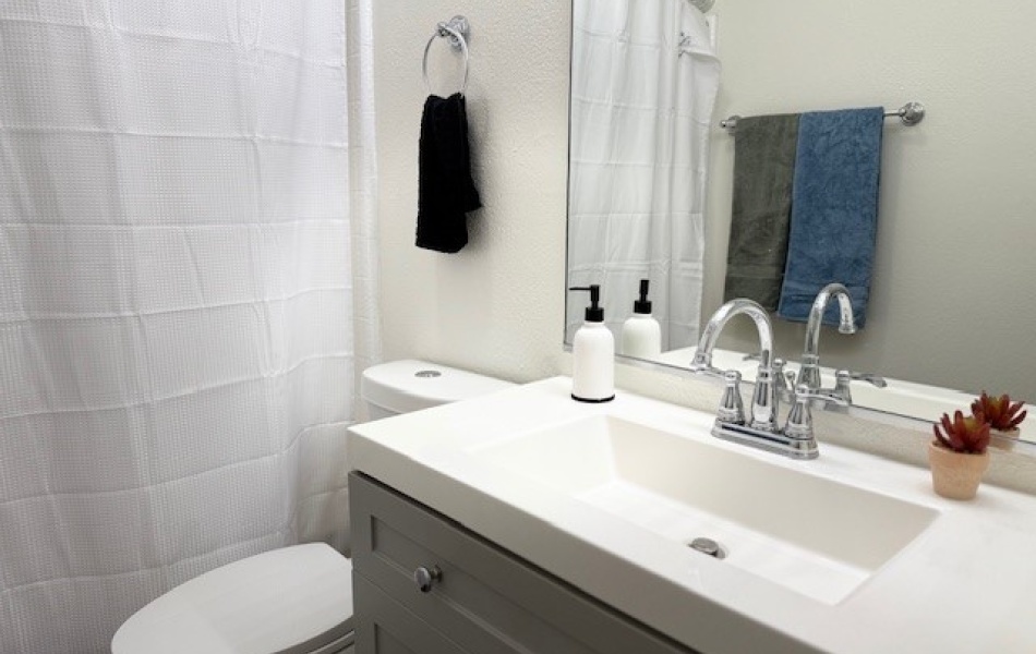 68460 Kings Road, Cathedral City, CA 92234, 2 Bedrooms Bedrooms, ,1 BathroomBathrooms,Apartment,For Rent,Kings Road,1155