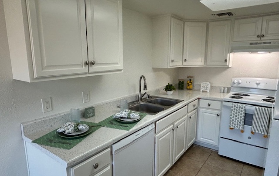 51080 Eisenhower, La Quinta, CA 92253, 3 Bedrooms Bedrooms, ,2 BathroomsBathrooms,Townhouse,For Rent,Eisenhower,1156